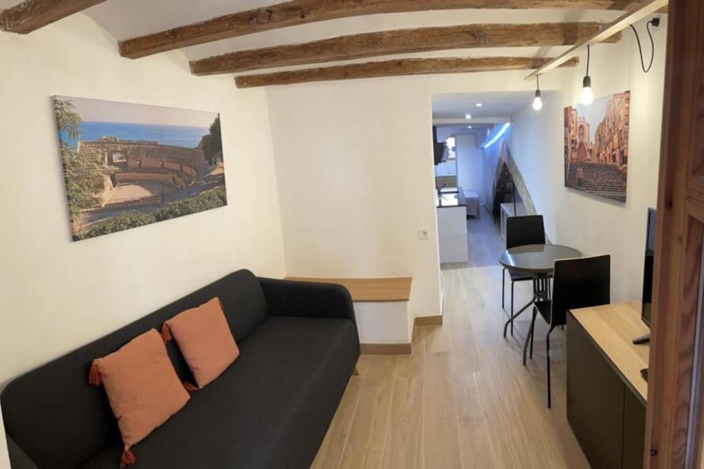 Casa Ferrers Piso 1. Loft En El Centro Διαμέρισμα Ταραγόνα Εξωτερικό φωτογραφία